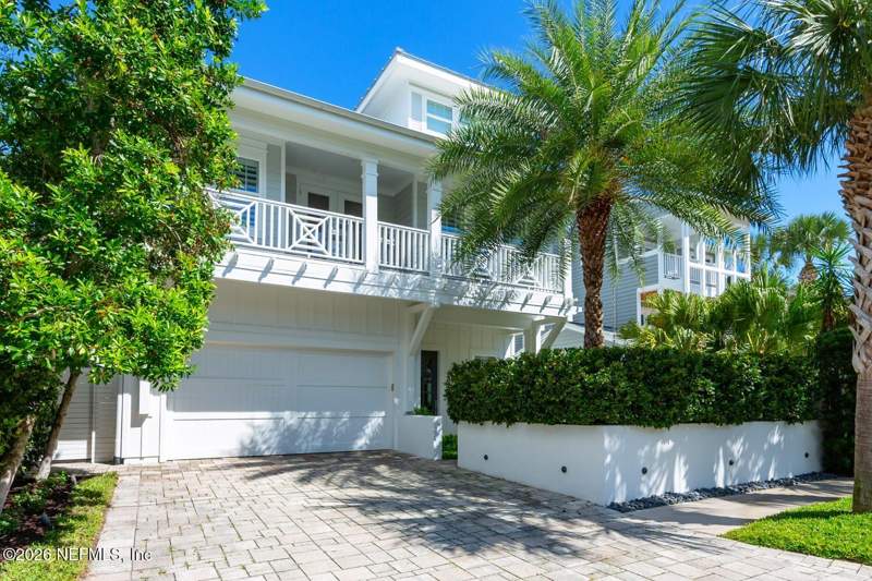 3 bedroom Single Family Residence at 195 15th Street, Mandalay, Atlantic Beach — photo 2