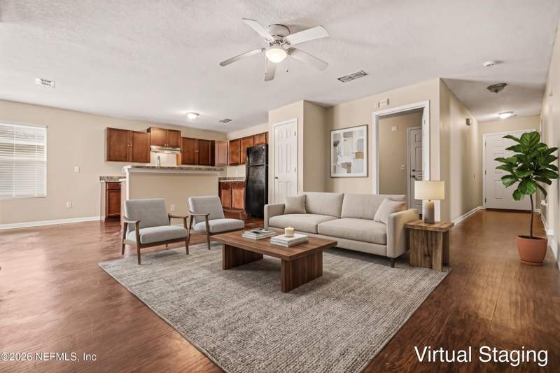 4 bedroom Single Family Residence at 5759 Village Pond Circle, Mcgirts Village West, Jacksonville — photo 3