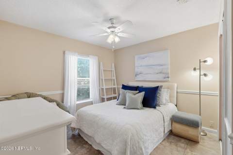 1571 Blue Heron Lane, Jacksonville Beach FL - photo 19 of 44