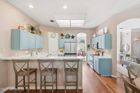 1571 Blue Heron Lane, Jacksonville Beach FL - photo 8 of 44