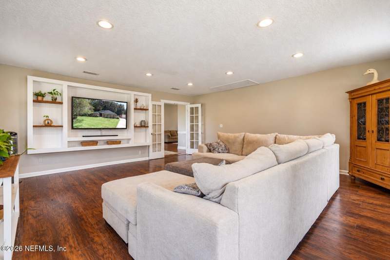 3 bedroom Single Family Residence at 15203 Landmark Circle, The Cape, Jacksonville — photo 3