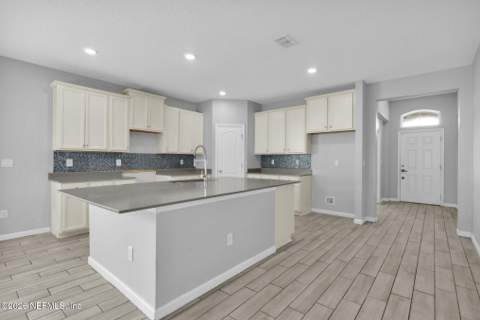 3996 Arbor Mill Circle, Orange Park FL - photo 13 of 70