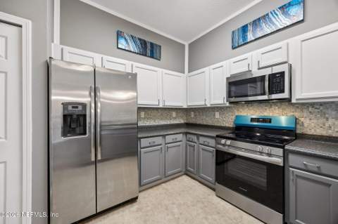 7920 Merrill Road #1801, Jacksonville FL - photo 8 of 34