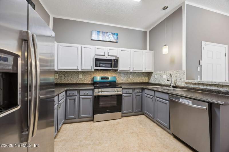 3 bedroom Condominium at 7920 Merrill Road #1801, Merrill Pines, Jacksonville — photo 5