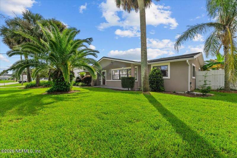 3 bedroom Single Family Residence at 14526 Plumosa Drive, Isle Of Palms, Jacksonville — photo 3