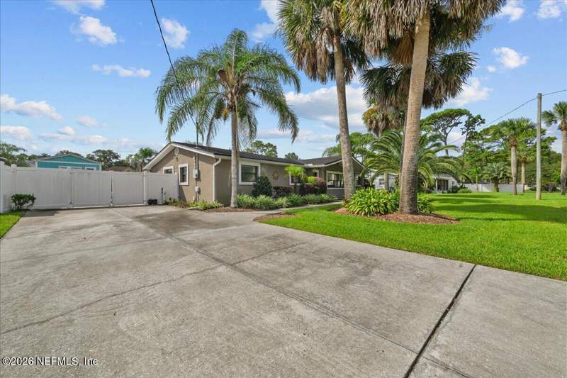 3 bedroom Single Family Residence at 14526 Plumosa Drive, Isle Of Palms, Jacksonville — photo 4