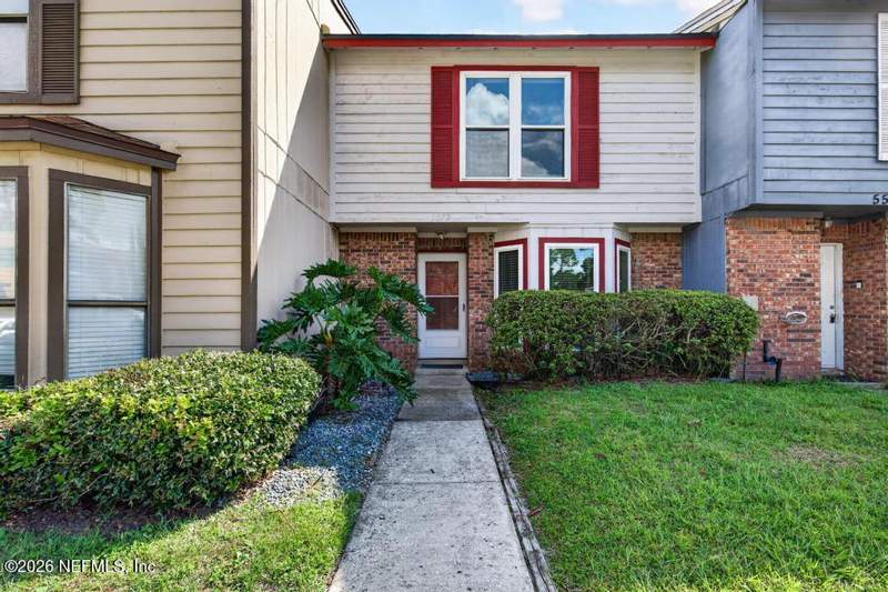 2 bedroom Single Family Residence at 5572 Bryner Drive, Lexington Square, Jacksonville — photo 2