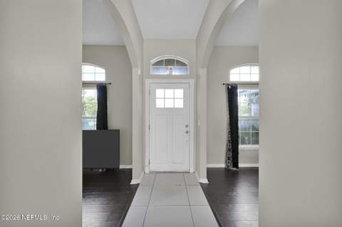 11407 Deep Springs Drive, Jacksonville FL - photo 6 of 44