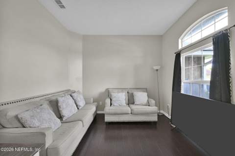 11407 Deep Springs Drive, Jacksonville FL - photo 8 of 44
