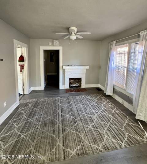 3916 N Davis Street, Jacksonville FL - photo 6 of 18