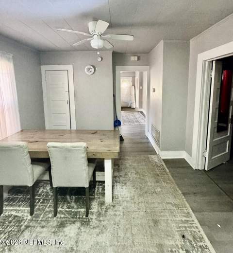 3916 N Davis Street, Jacksonville FL - photo 11 of 18