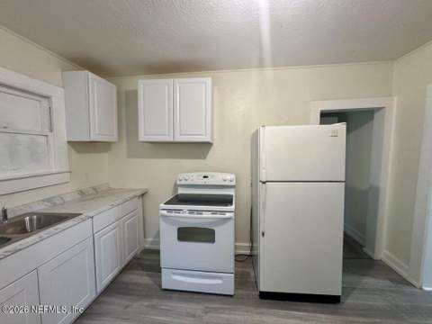 5420 Leaming Avenue, Jacksonville FL - photo 16 of 17
