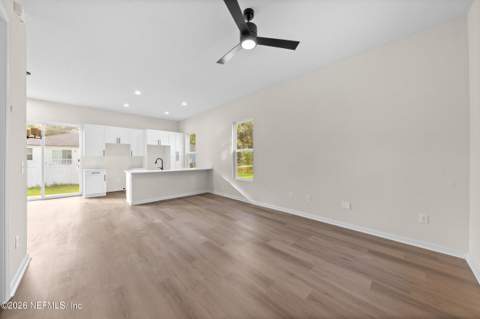 5460 Missouri Avenue, Jacksonville FL - photo 12 of 26