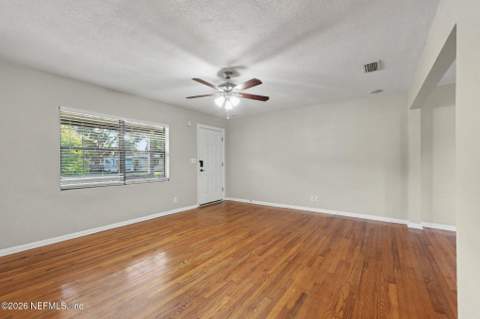 6211 Sage Drive, Jacksonville FL - photo 9 of 16