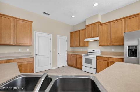 1692 Hollow Glen Drive, Middleburg FL - photo 17 of 45