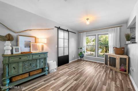 705 Neptune Lane, Neptune Beach FL - photo 10 of 37