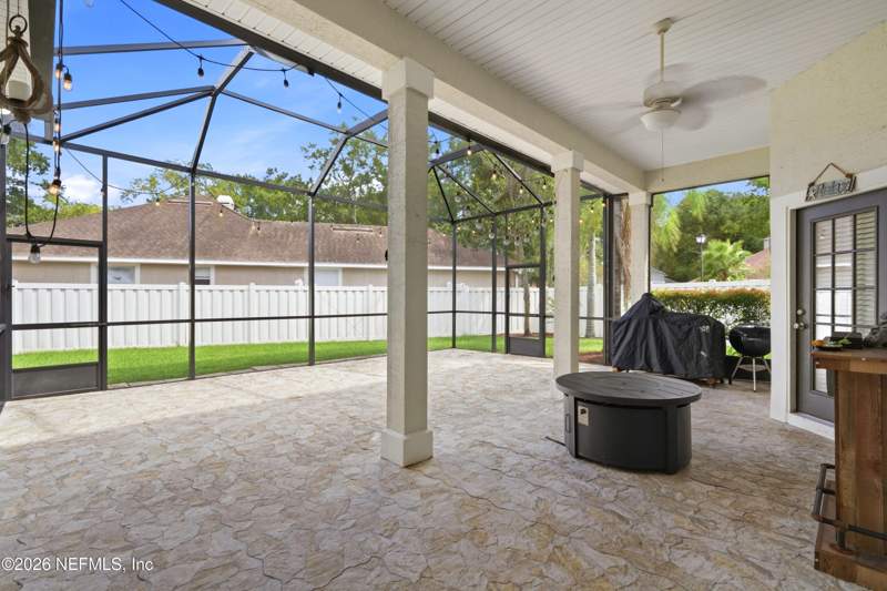 5 bedroom Single Family Residence at 700 N Indigo Terrace, Woodbridge, Jacksonville — photo 5