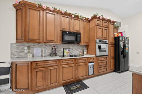 8510 Shuter Court, Jacksonville FL - photo 14 of 30