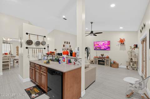 8510 Shuter Court, Jacksonville FL - photo 19 of 30