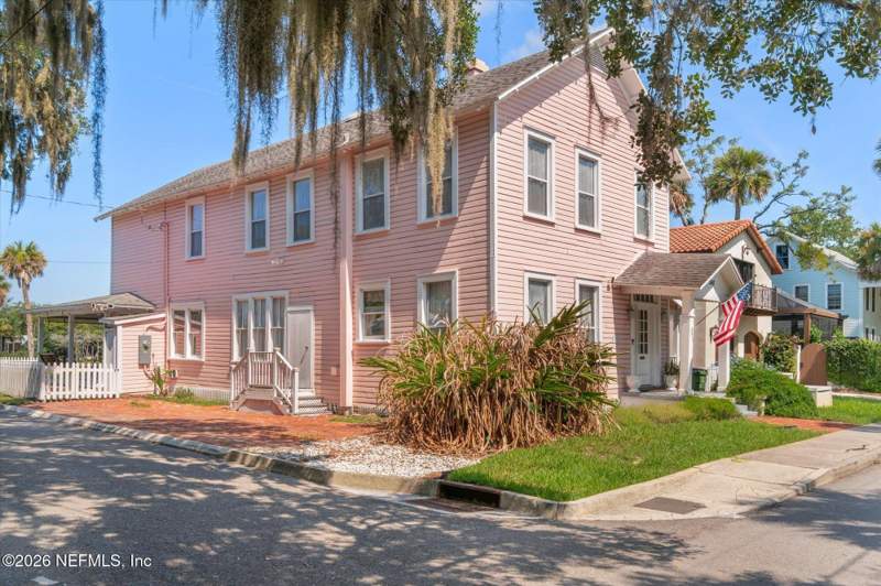 6 bedroom Single Family Residence at 340 Charlotte Street, City Of St Augustine, St. Augustine — photo 3
