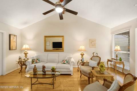 3218 Thorn Lane, Jacksonville FL - photo 13 of 30