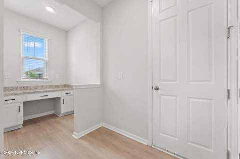 7197 Mahogany Run Drive, Jacksonville FL - photo 16 of 24