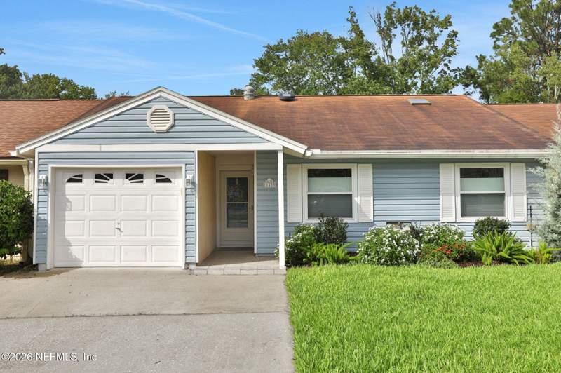 3 bedroom Townhouse at 11439 Glenn Mottin Way, Lake Mandarin, Jacksonville — photo 2
