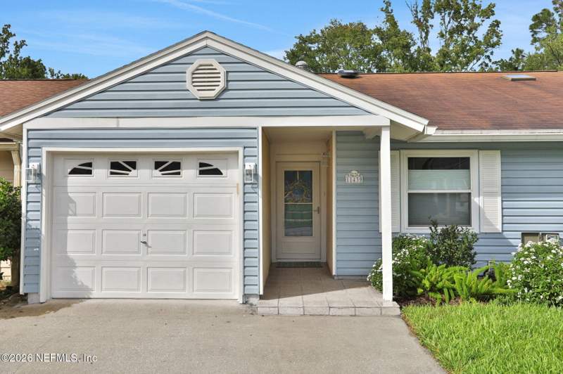 3 bedroom Townhouse at 11439 Glenn Mottin Way, Lake Mandarin, Jacksonville — photo 4