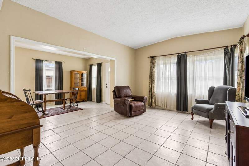 3 bedroom Single Family Residence at 3841 Cambay Place, Cedar Hills, Jacksonville — photo 3