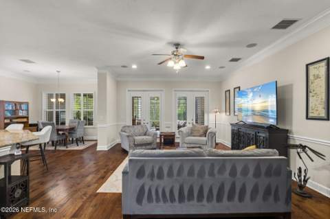 3713 Burnt Pine Drive, Jacksonville FL - photo 13 of 98