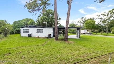 7606 Contour Drive, Jacksonville FL - photo 7 of 33