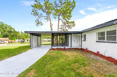 7606 Contour Drive, Jacksonville FL - photo 9 of 33