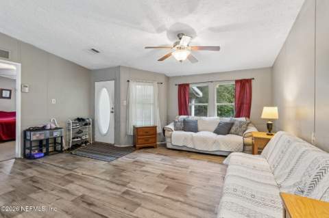 2534 Johnson Avenue, Jacksonville FL - photo 7 of 35