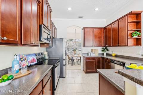 144 Oakwood Plantation Drive, Fleming Island FL - photo 15 of 44
