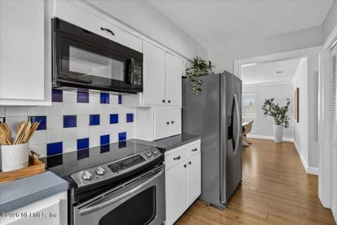 2608 Madrid Street, Jacksonville Beach FL - photo 19 of 40