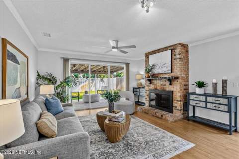 2608 Madrid Street, Jacksonville Beach FL - photo 20 of 40