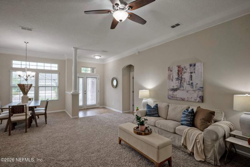 4 bedroom Single Family Residence at 4311 Sherman Hills Parkway, Blue Lake Estates, Jacksonville — photo 5