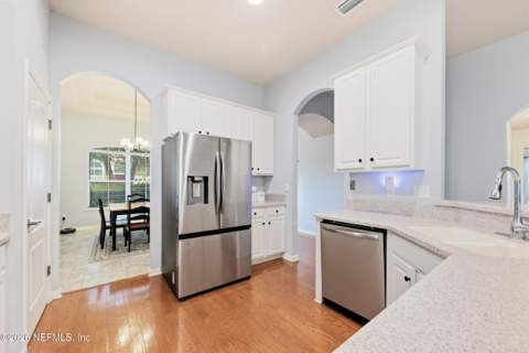 1444 Creek Point Boulevard, Jacksonville FL - photo 9 of 26