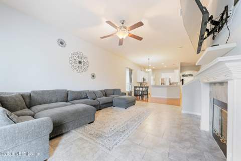 1444 Creek Point Boulevard, Jacksonville FL - photo 12 of 26