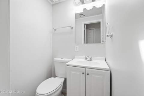 8577 Ruckman Avenue, Jacksonville FL - photo 15 of 21