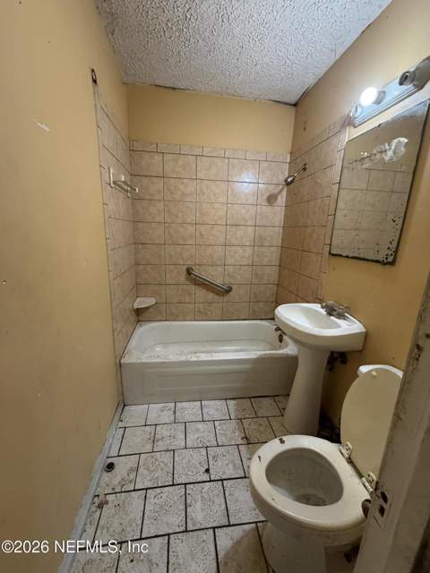3119 Cecelia Street, Jacksonville FL - photo 11 of 19