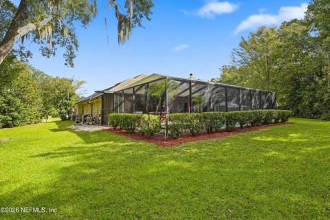 12064 Rising Oaks Court, Jacksonville FL - photo 10 of 52