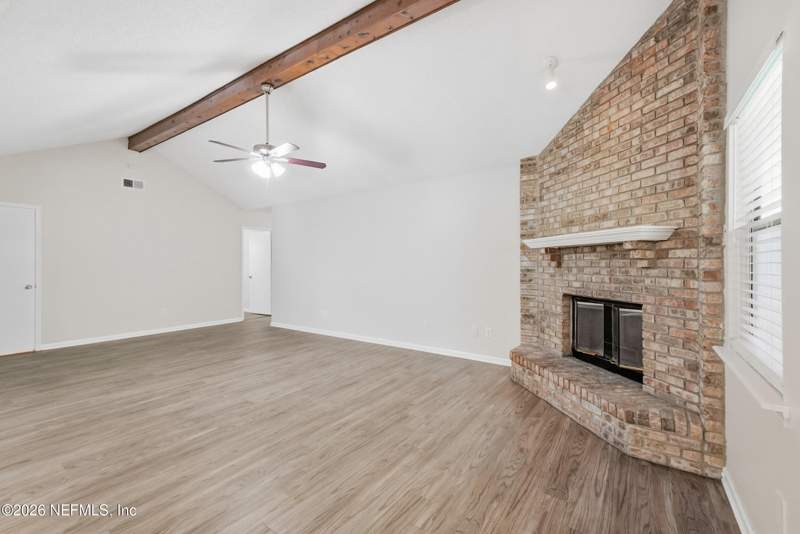 3 bedroom Single Family Residence at 7150 Glendyne Drive, Hickory Glen, Jacksonville — photo 5