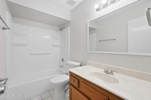7150 Glendyne Drive, Jacksonville FL - photo 16 of 23