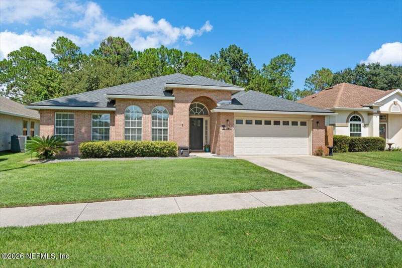 4 bedroom Single Family Residence at 13891 Ibis Point Boulevard, Ibis Point, Jacksonville — photo 2