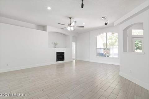 13891 Ibis Point Boulevard, Jacksonville FL - photo 13 of 49