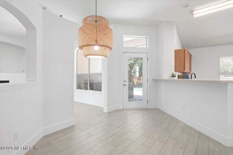 13891 Ibis Point Boulevard, Jacksonville FL - photo 19 of 49