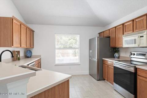 13891 Ibis Point Boulevard, Jacksonville FL - photo 23 of 49