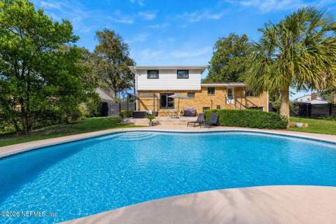7824 Holiday, Jacksonville FL - photo 15 of 63