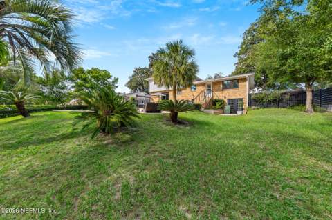 7824 Holiday, Jacksonville FL - photo 16 of 63